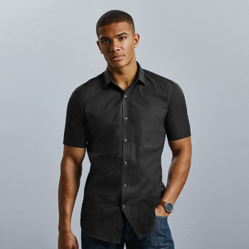 Russell Ultimate Stretch Short Sleeve Shirt